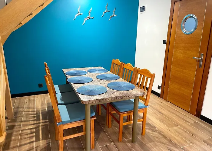 Faleza Achkaszuby بيت للعطل *