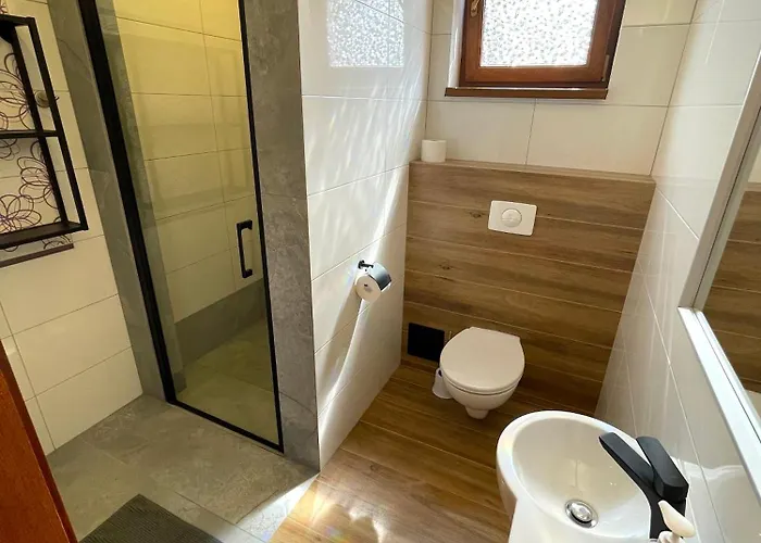 Faleza Achkaszuby بوتسك